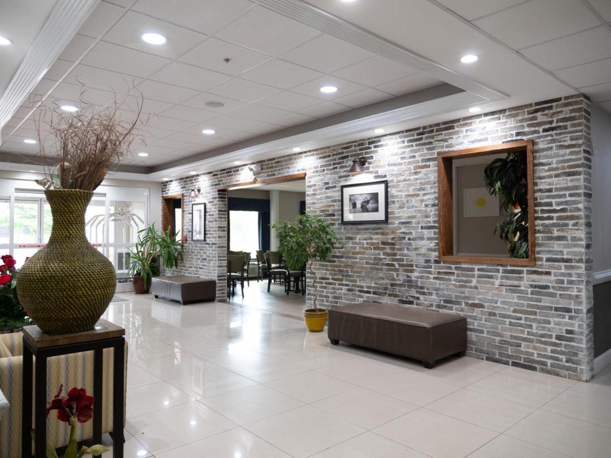 Days Inn & Suites By Wyndham Savannah North I-95 Port Wentworth Eksteriør bilde