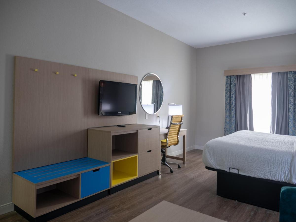 Days Inn & Suites By Wyndham Savannah North I-95 Port Wentworth Eksteriør bilde