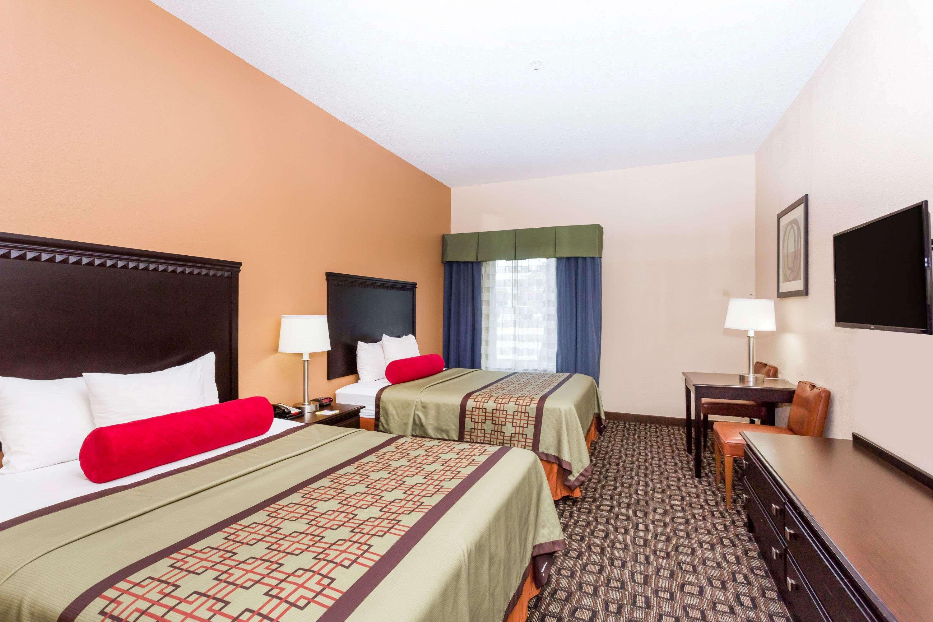 Days Inn & Suites By Wyndham Savannah North I-95 Port Wentworth Eksteriør bilde