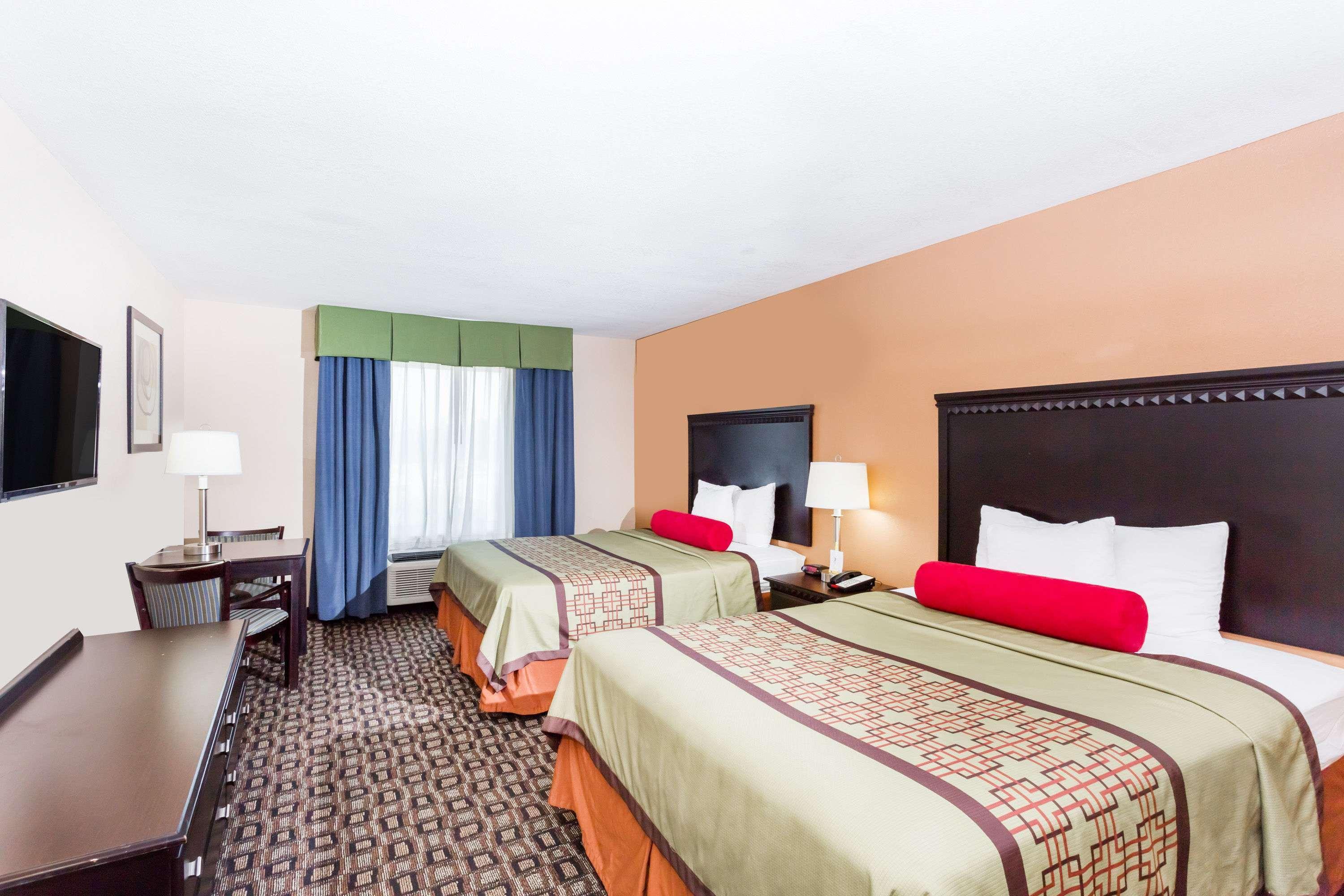 Days Inn & Suites By Wyndham Savannah North I-95 Port Wentworth Eksteriør bilde