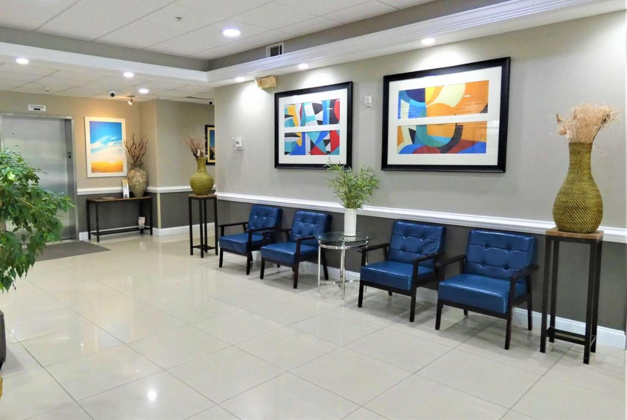 Days Inn & Suites By Wyndham Savannah North I-95 Port Wentworth Eksteriør bilde