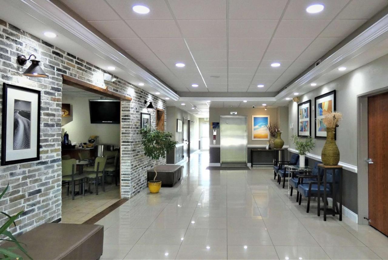 Days Inn & Suites By Wyndham Savannah North I-95 Port Wentworth Eksteriør bilde